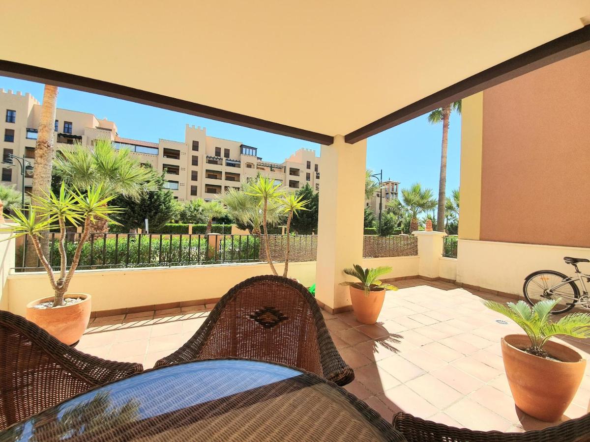 Appartamento con 2 Camere da Letto e Terrazza 