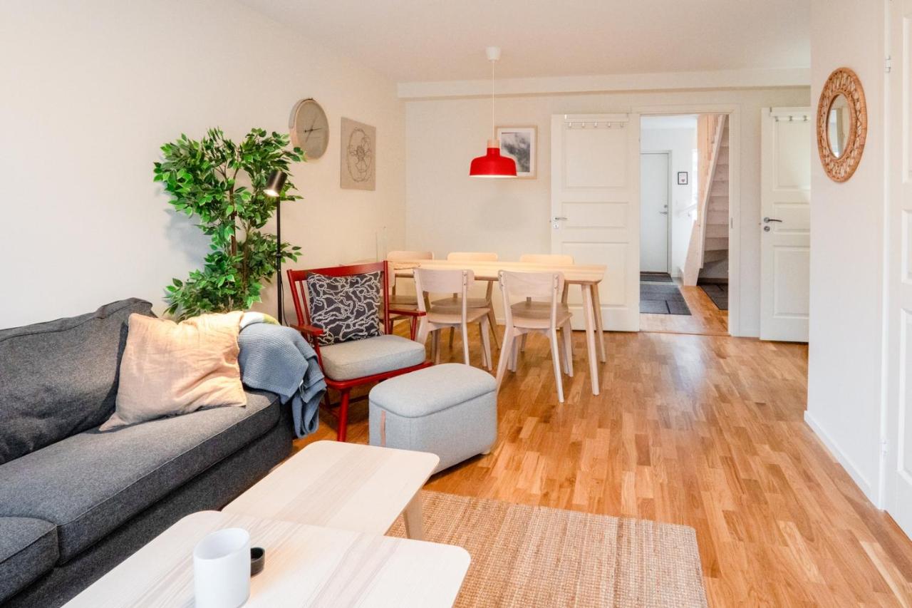 Sauna | WiFi | Free parking | Newly built - Ferienwohnung Lofsdalen