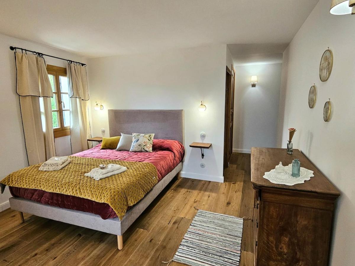 Magnifique villa avec piscine- hauteurs de Bastia - B&B Bastia