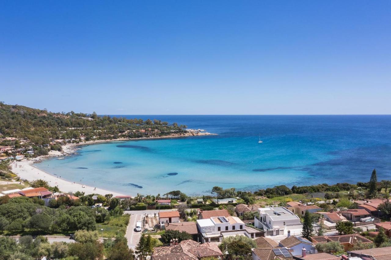 Casa Vacanze Zeffiro vista mare con giardino - B&B Arbatax