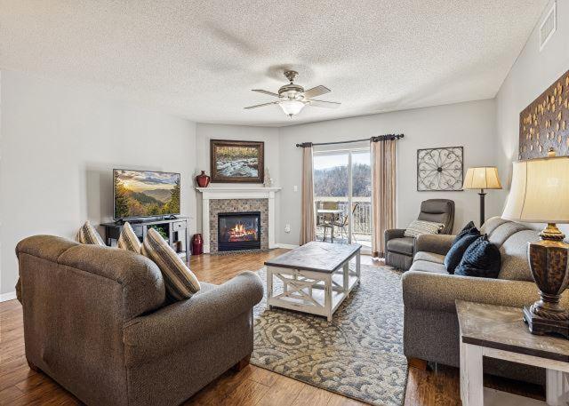 WP544 Southern Hospitality - B&B Pigeon Forge