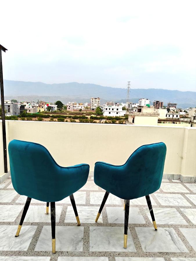 Rawat's Oasis - Ferienwohnung Rishīkesh