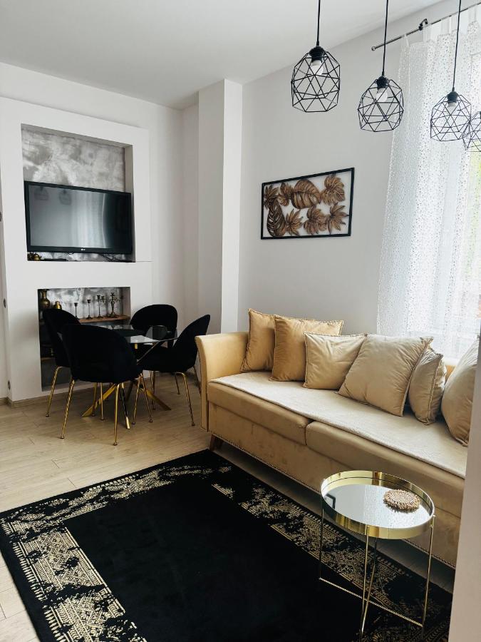 Apartament Nowar