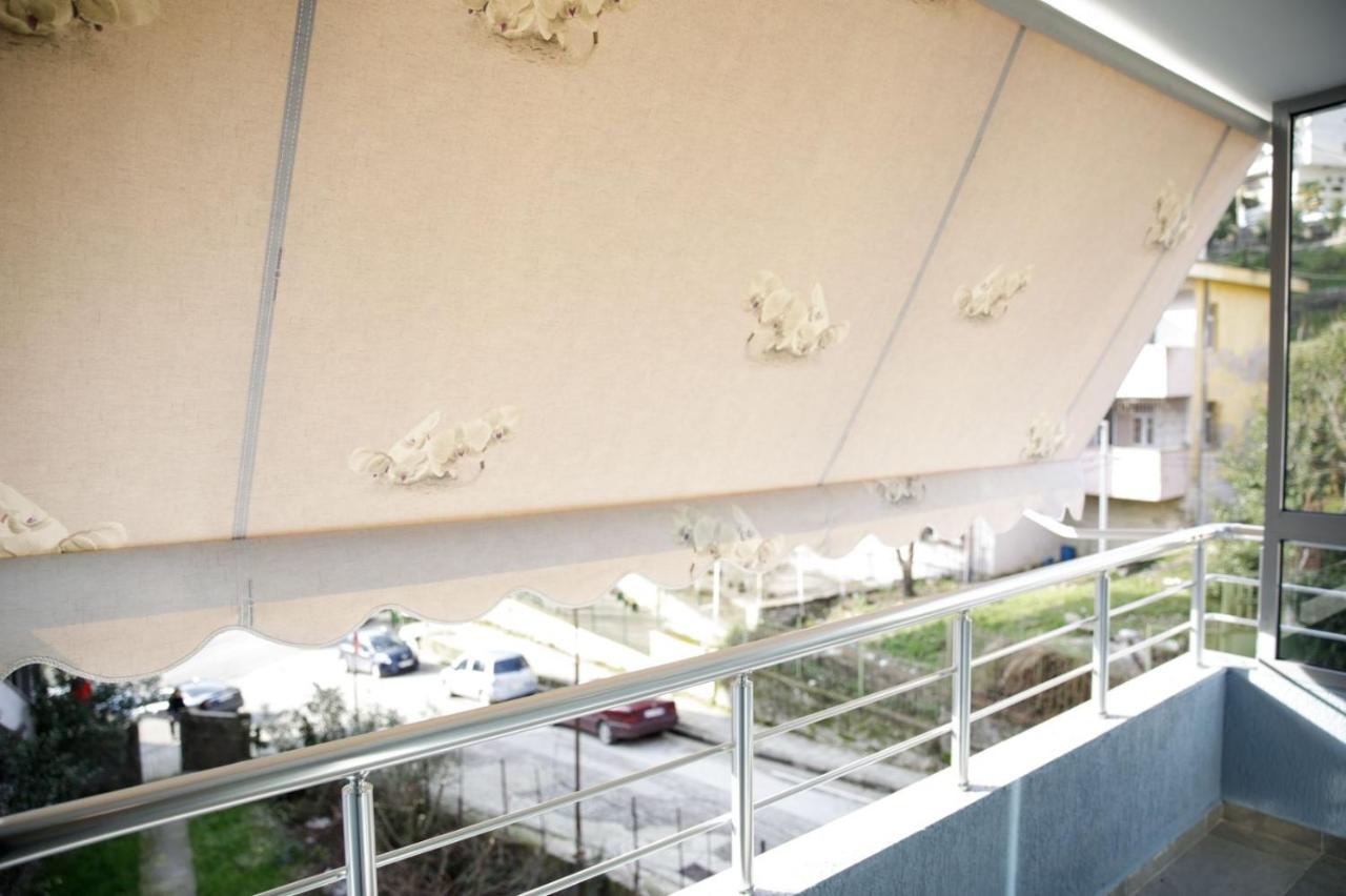 Studio Apartment with Balcony
