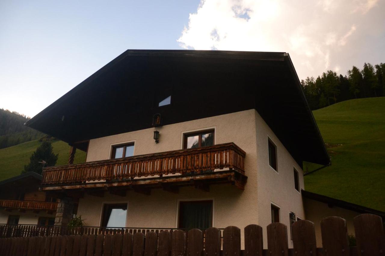 Apartement Thekla, Prettau - B&B