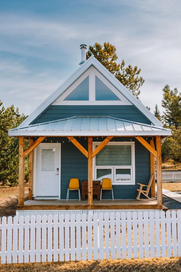 Coliseum - Get Back To Nature - B&B Nordegg