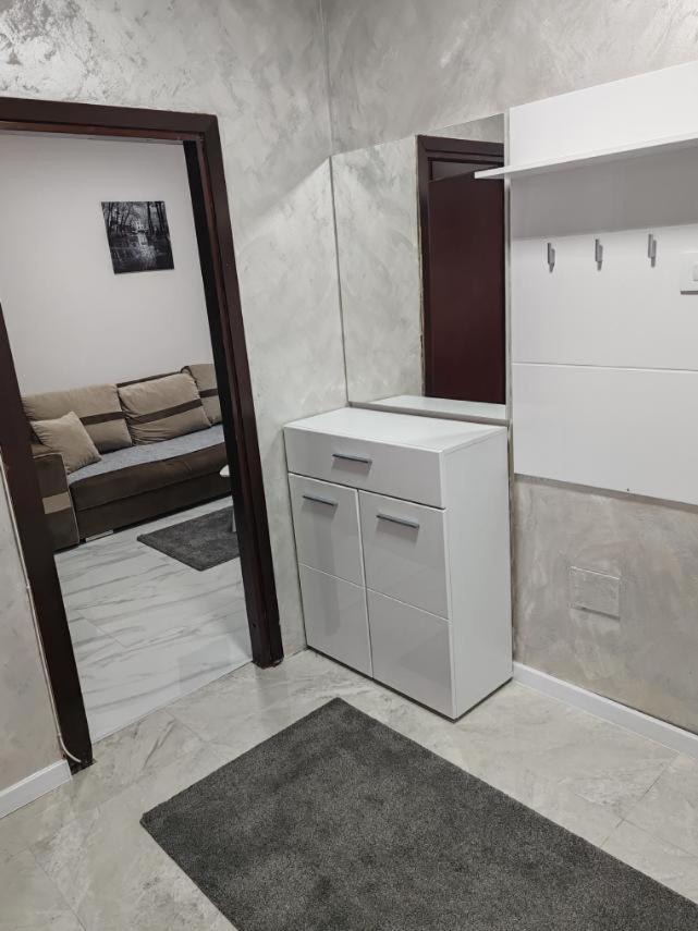 Appartamento con 3 Camere da Letto