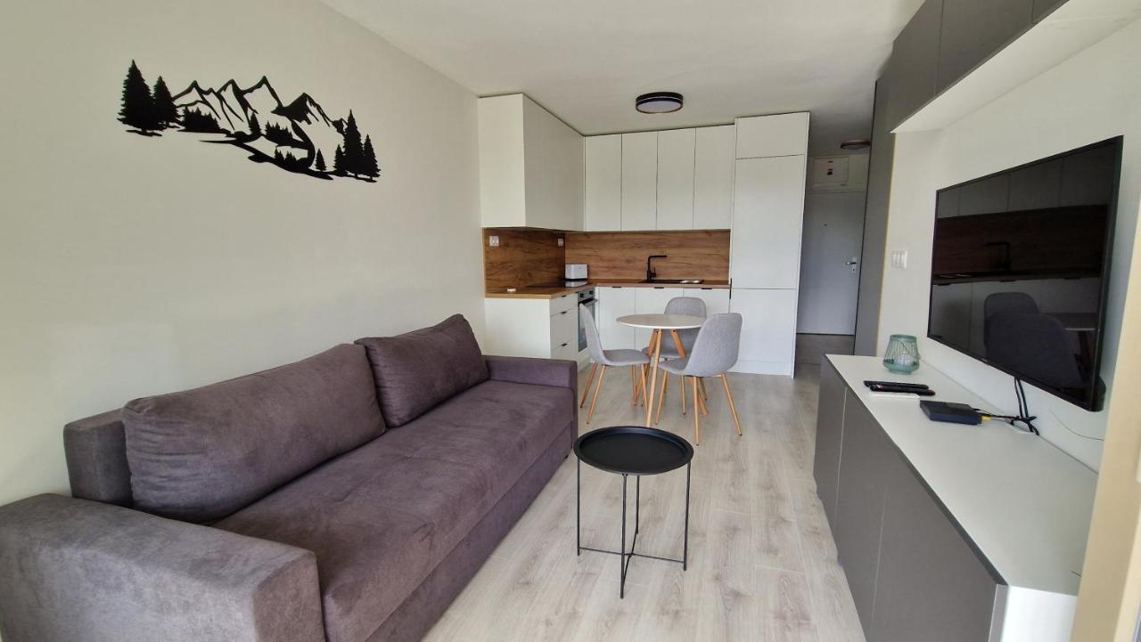 SkyFlat Bratislava-New Apartment near Airport - Ferienwohnung