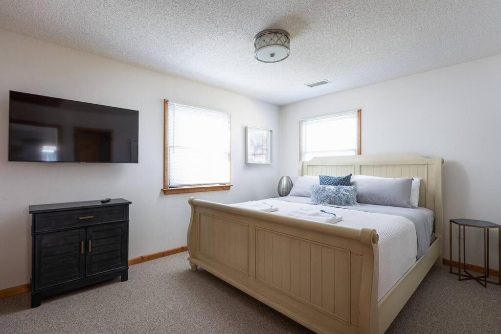 1-Min walk to Beach Ocean Views Hot Tub - B&B Corolla