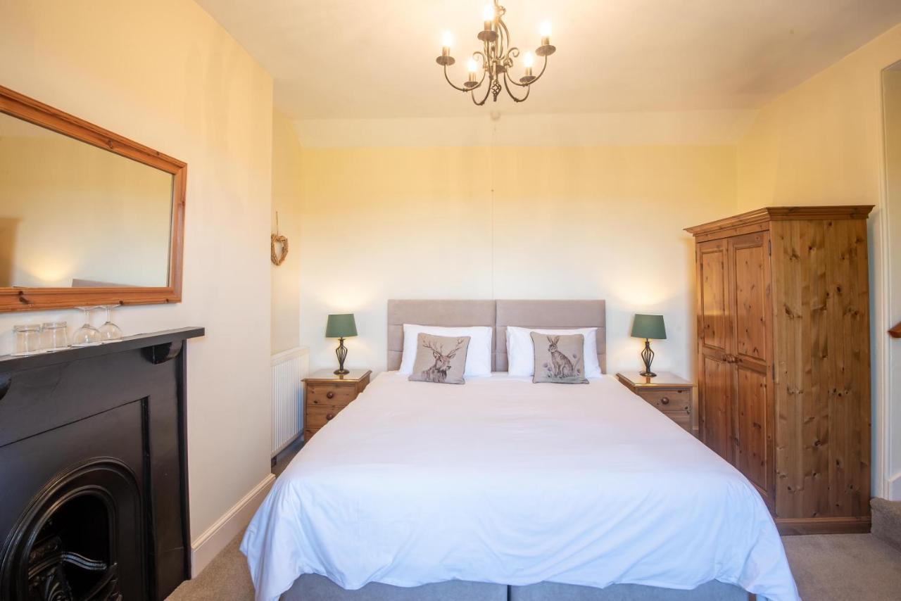 Large Double or Twin Room