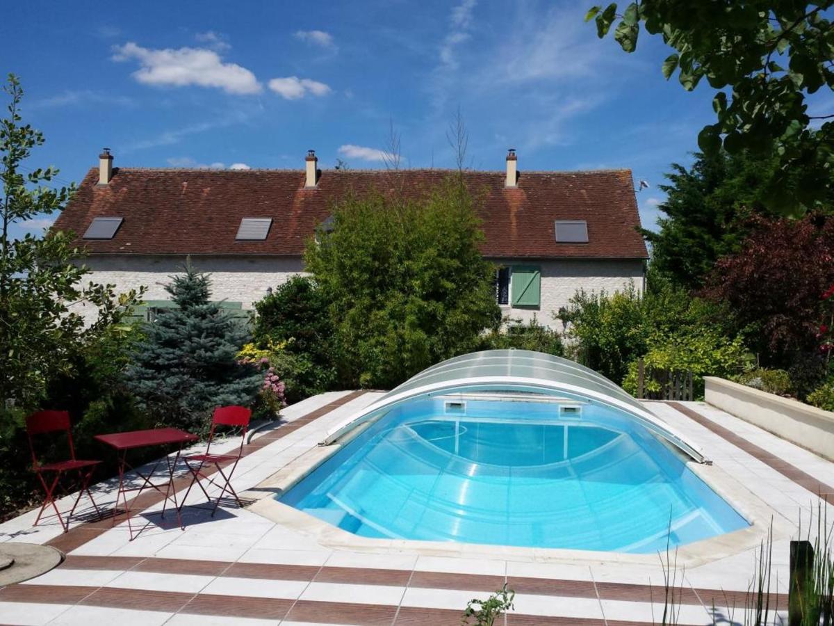 Gîte de charme avec piscine et sauna en Touraine, proche Châteaux de la Loire et Futuroscope - FR-1-381-323 - B&B