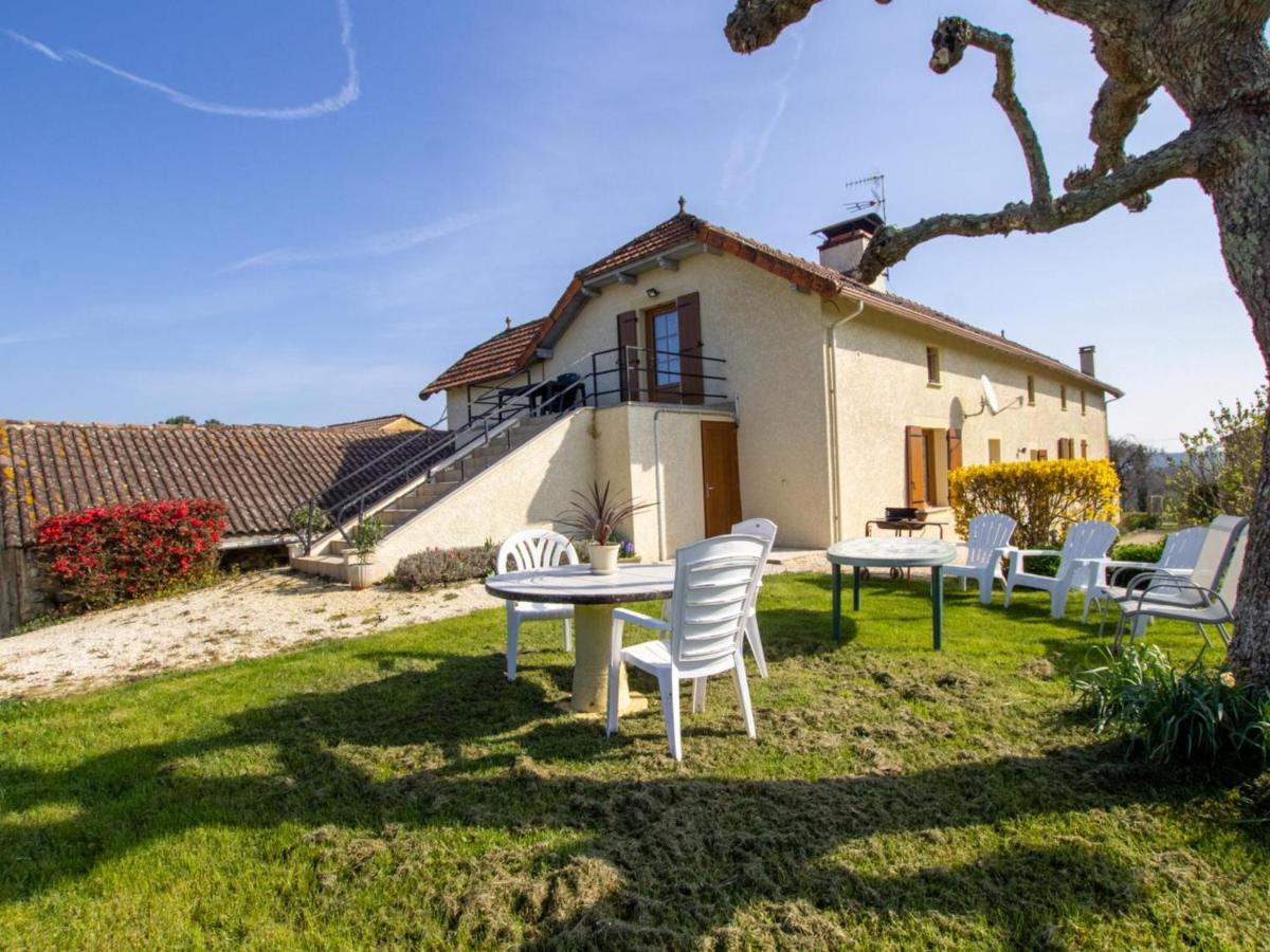 Maison de campagne avec étangs privés, proche Sarlat, 4 chambres, équipements bébé, animaux acceptés - FR-1-616-22 - Ferienwohnung