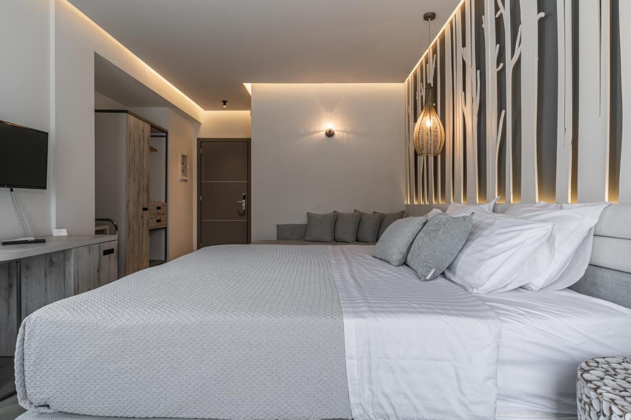 Suite Queen con Vista Piscina