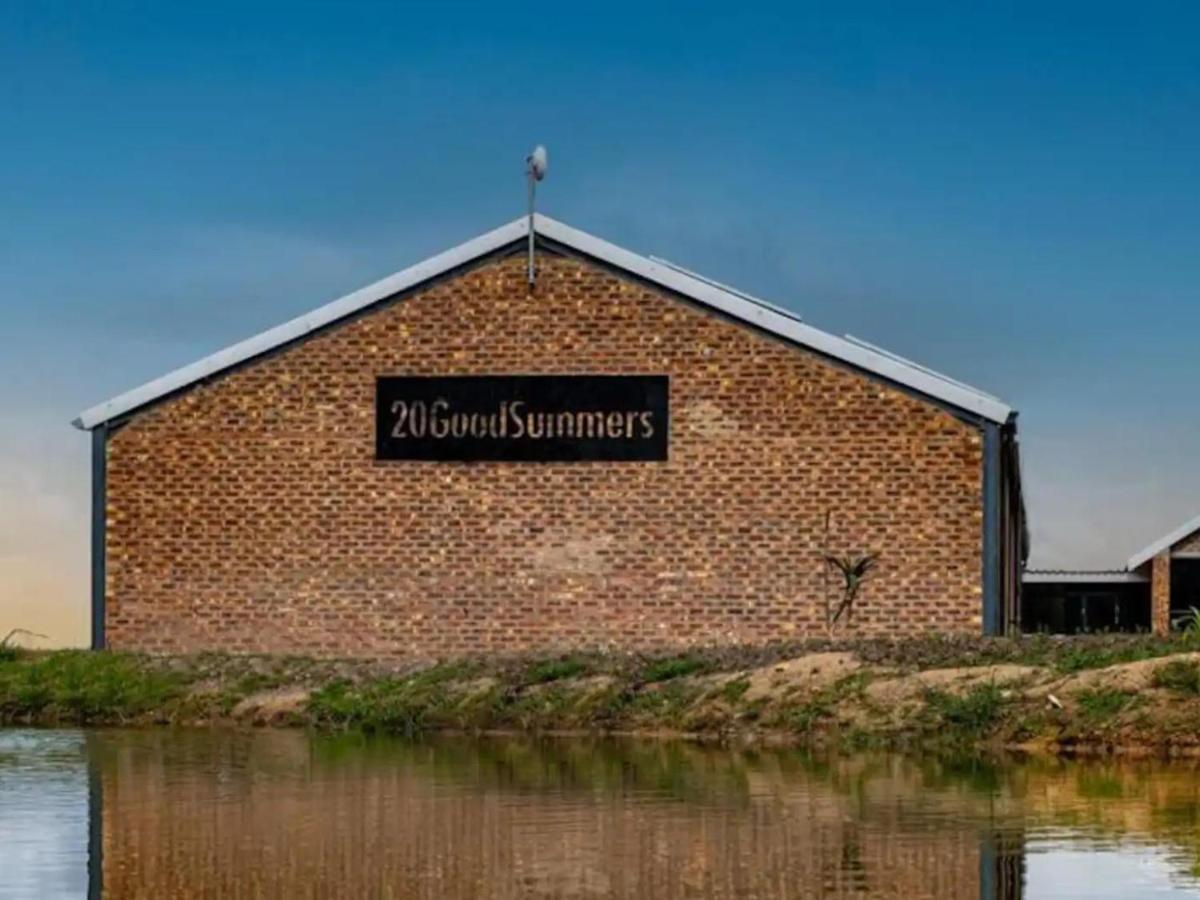 20 Good Summers Farm Stay - B&B