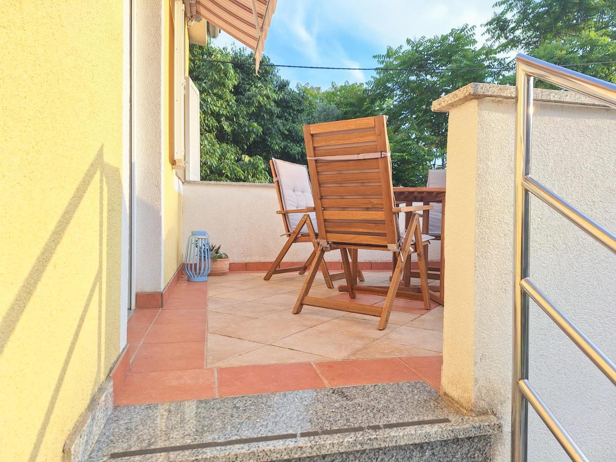 Sunny Garden Čižići Krk - Chambres d’hôtes Čižići