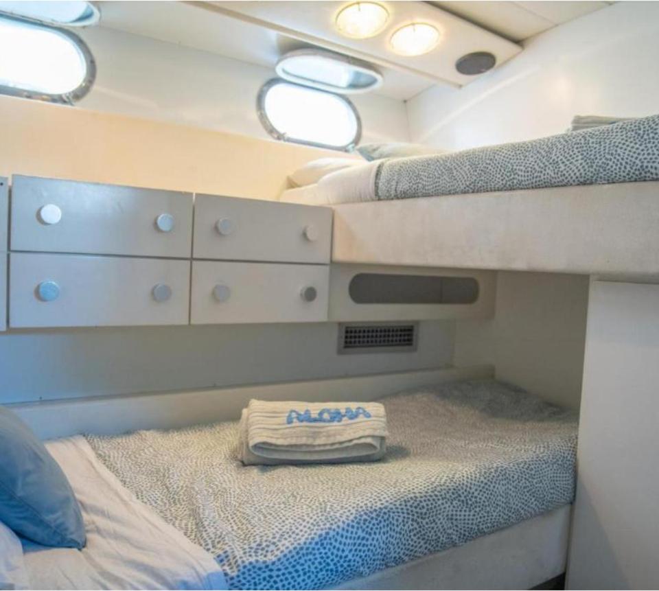 Twin Room with Private Bathroom