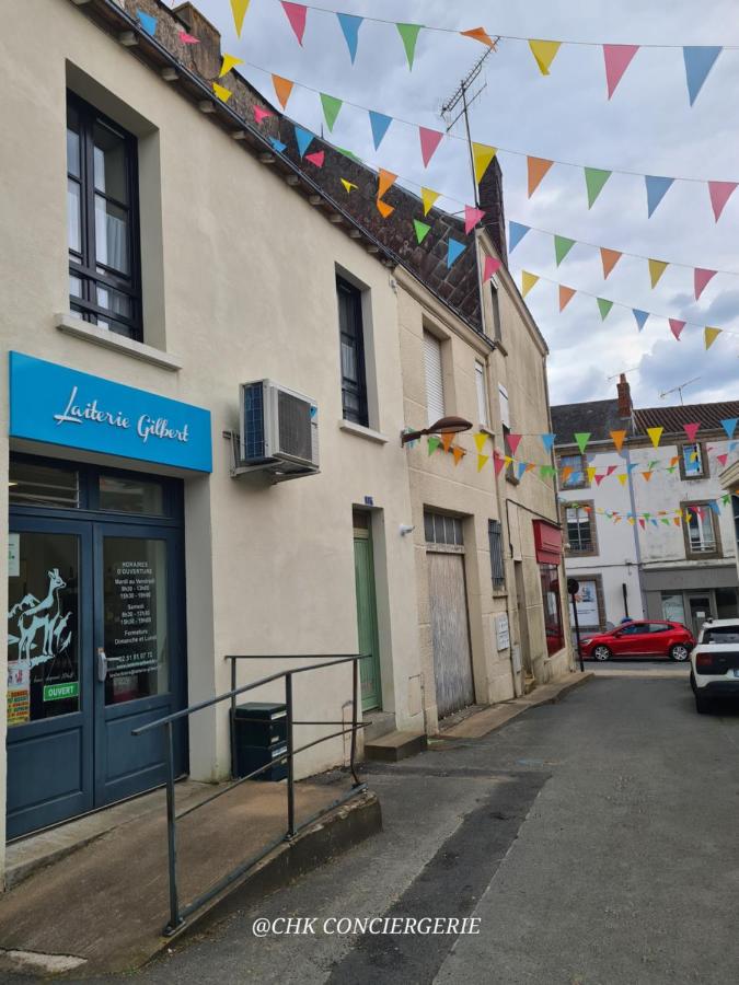 Le Repère Charmant Appartement Familial au Cœur des Herbiers à 12 min du Puy duFou - B&B