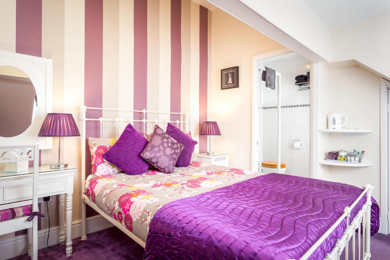 Double Room with Garden View - Second Floor