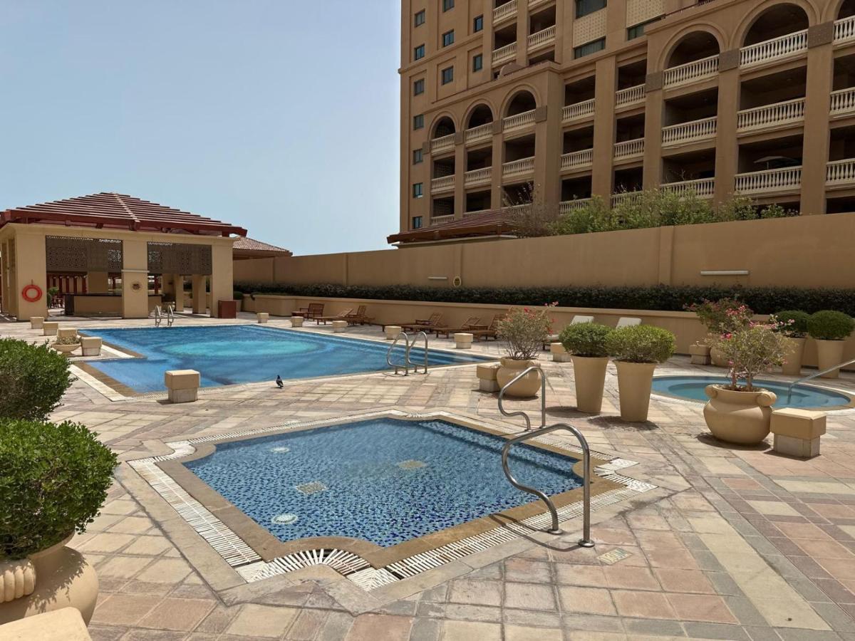 Spacious 2BHK with Balcony & sea view - B&B