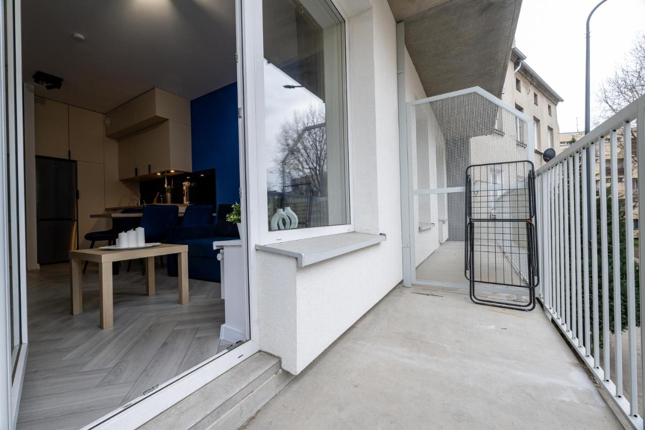 Sea Breeze Apartment by FengShui4u, balkon, nowy budynek, dostęp na kod - Chambres d'hôtes Łódź
