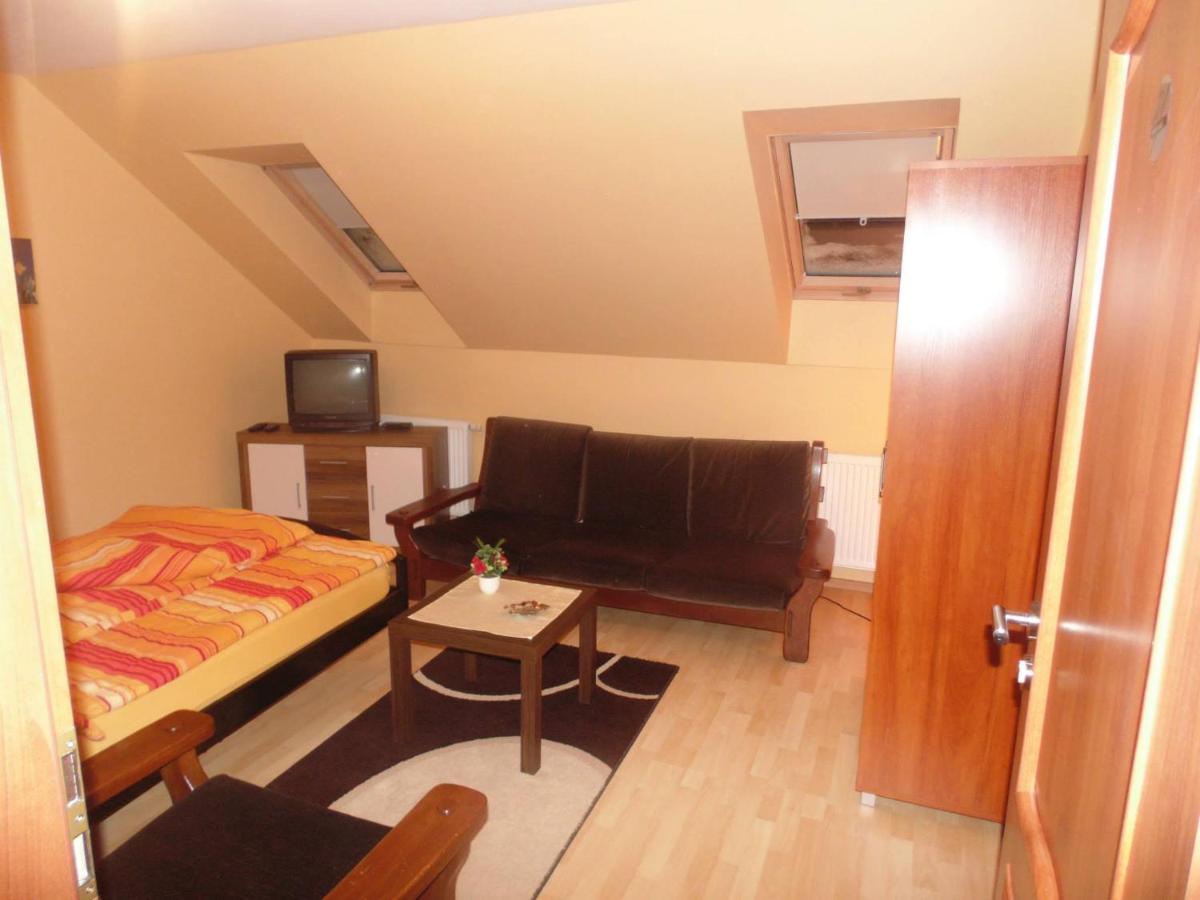 Comfort Triple Room with Shower