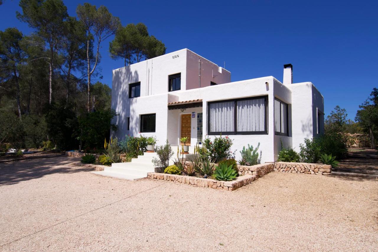Spacious & Luxury villa in Ibiza - Santa Gertrudis - Villa Chiquita - B&B Santa Gertrudis de Fruitera