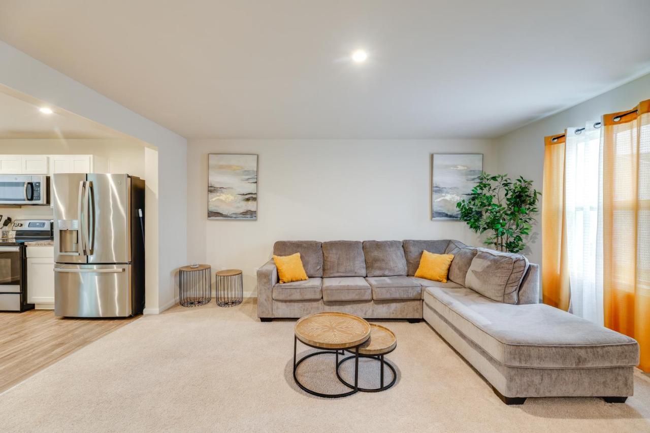 Sunlit Milford Townhome Less Than 2 Mi to Riverwalk! - B&B Milford