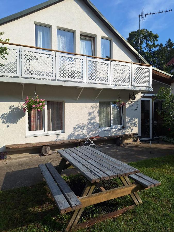 Apartments near the Concert Hall Dzintari - Chambres d'hôtes Jurmala