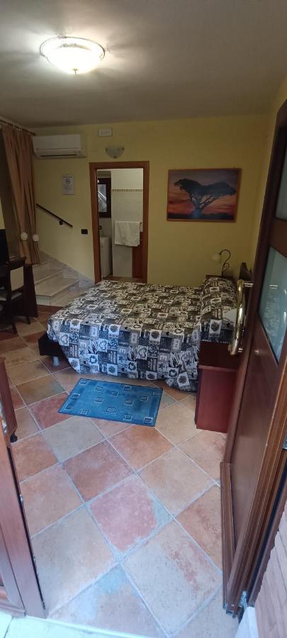 Zimmer mit Queensize-Bett