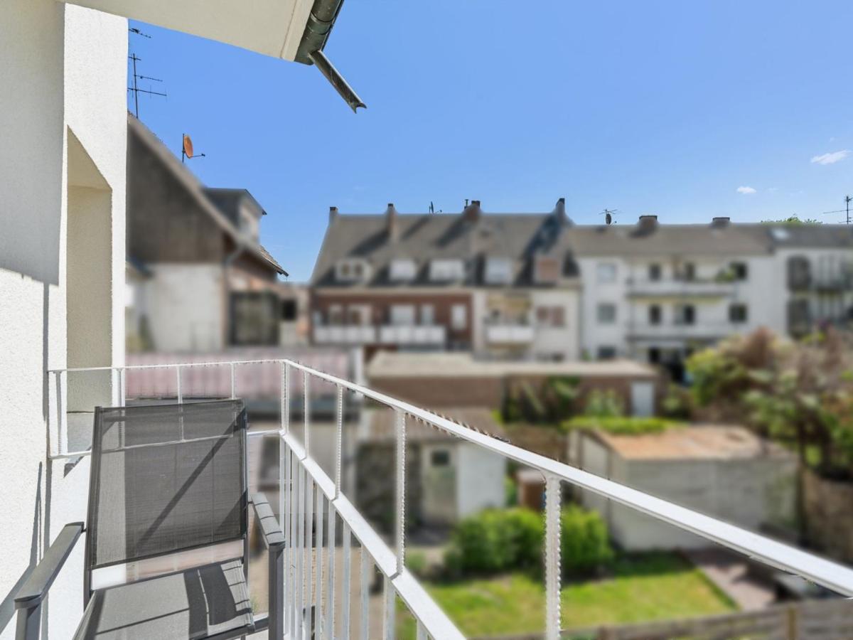 Three-Bedroom Apartment with Balcony