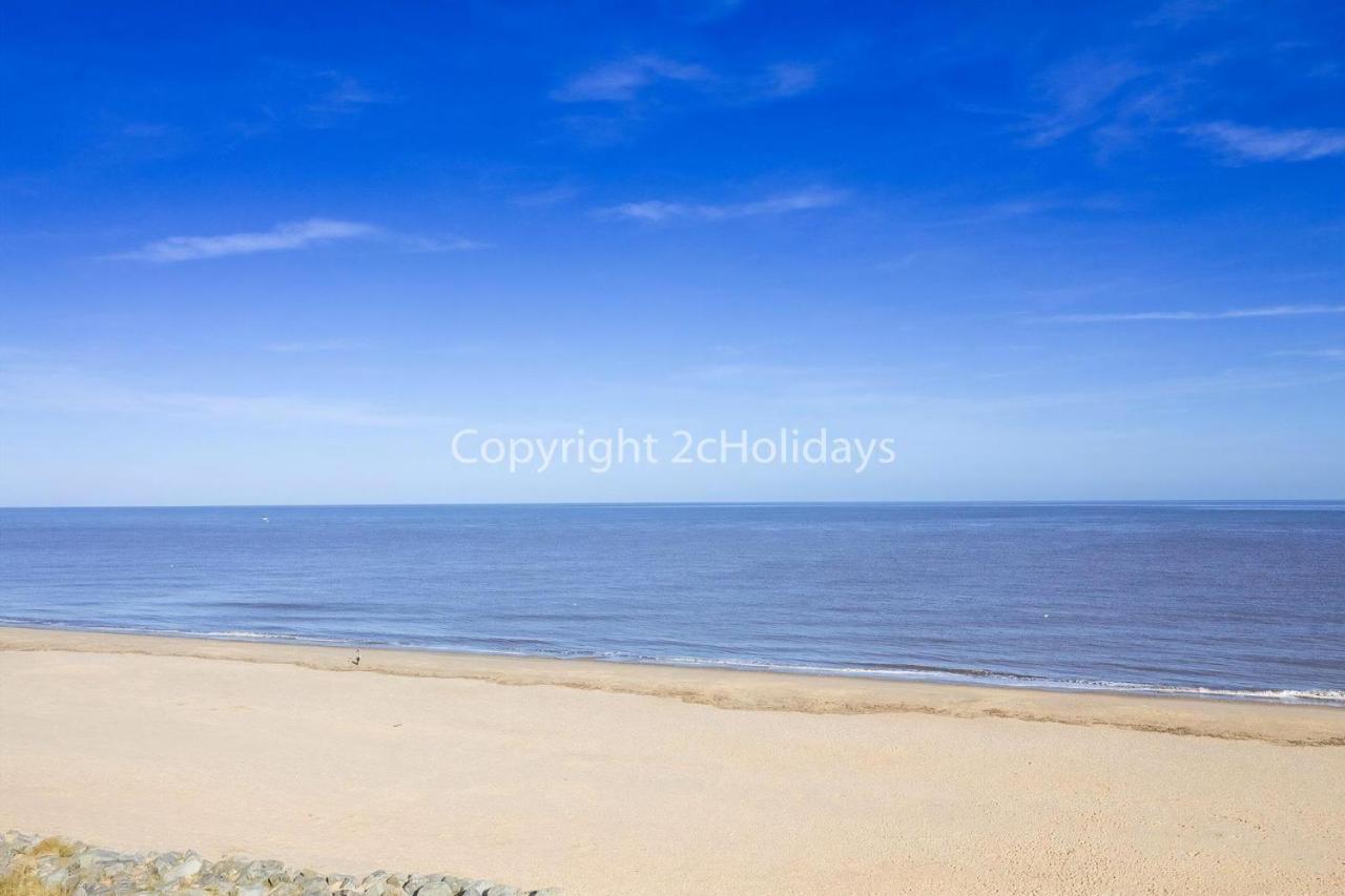 Modern 4 Berth Chalet At California Sands Near Scratby Beach Ref 52064Cs - B&B Scratby