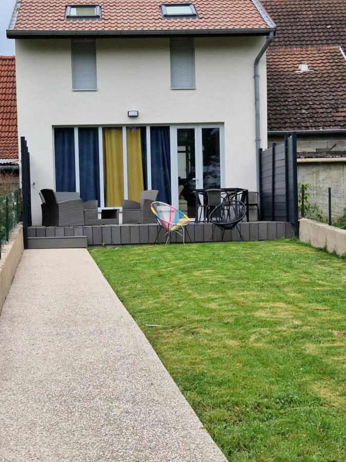 Charmante maison de village - B&B