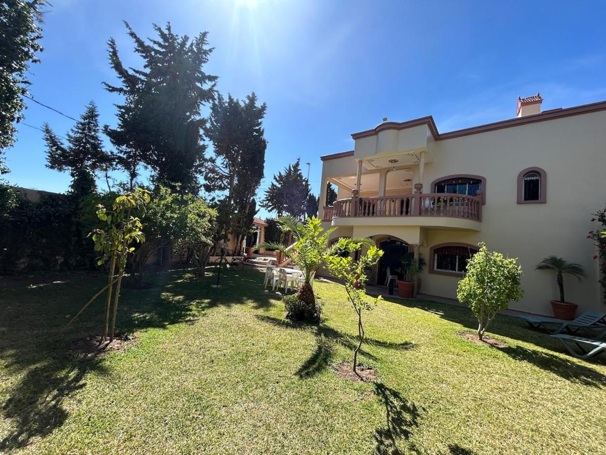 Luxurious, spacious, and family villa - B&B