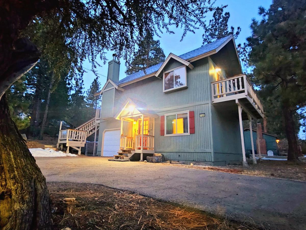 3BR Home w Game Room by The Village, Lake & Summit - B&B Big Bear Lake