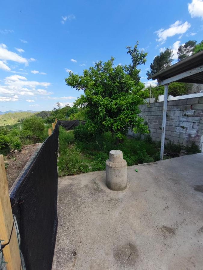 House with a pool, beautiful views - B&B