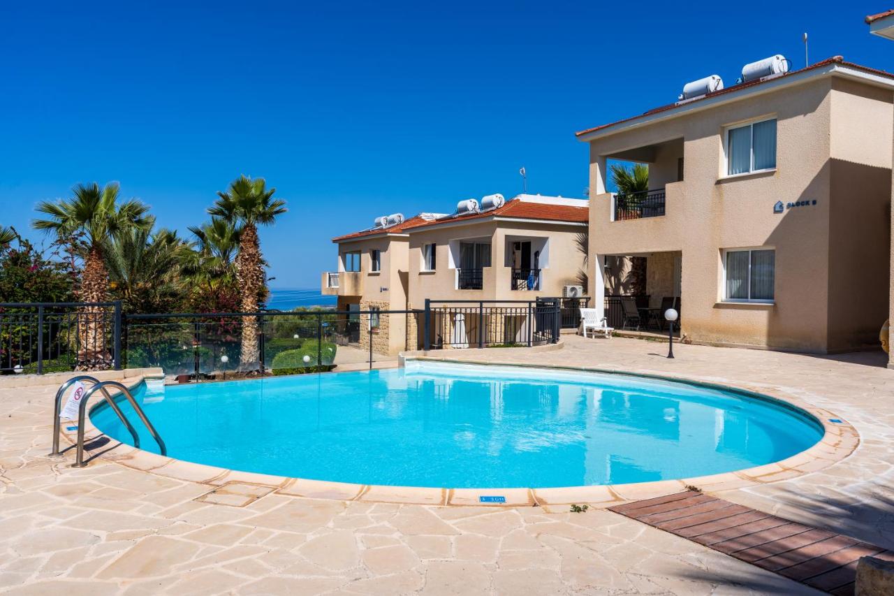 Tala Retreat 2 bedrooms and 2 bathrooms with pools - B&B Tála