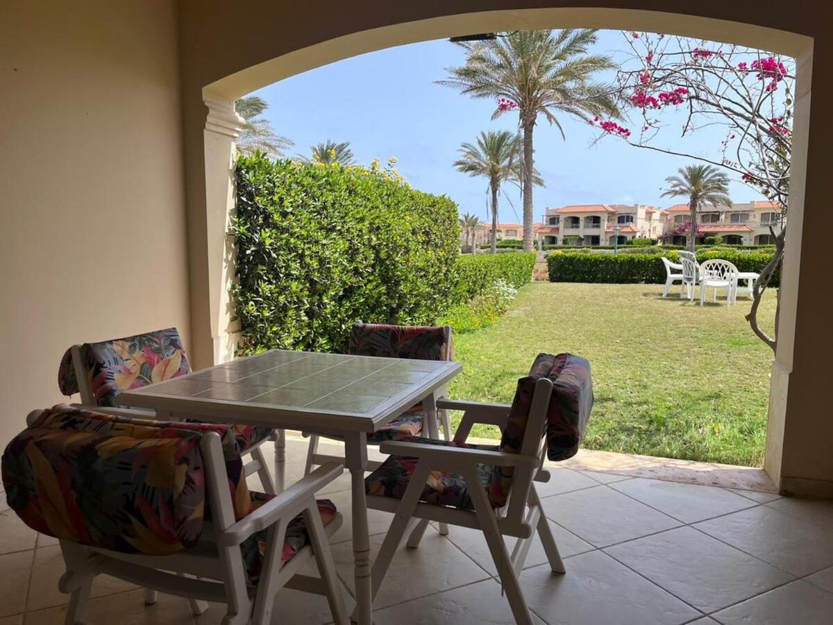 La Vista Bay Beachfront Home - B&B Dawwār Ḩājj as Sayyid Rizq