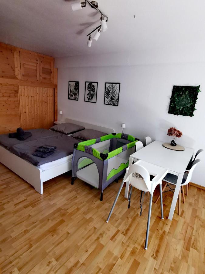 Apartment Kleine Auszeit Kadenbach - B&B Kadenbach