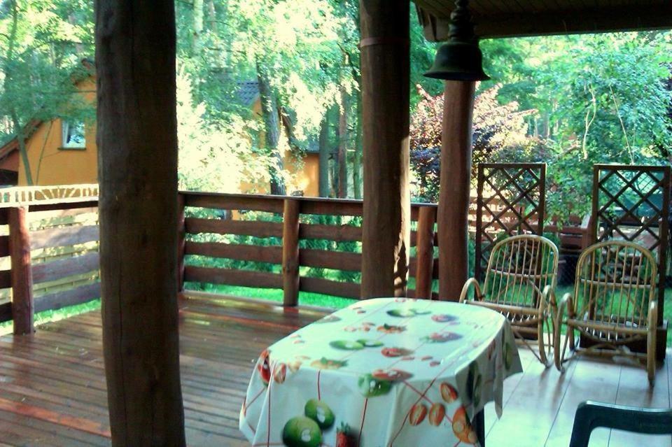 Żółty Domek - B&B Boszkowo-Letnisko