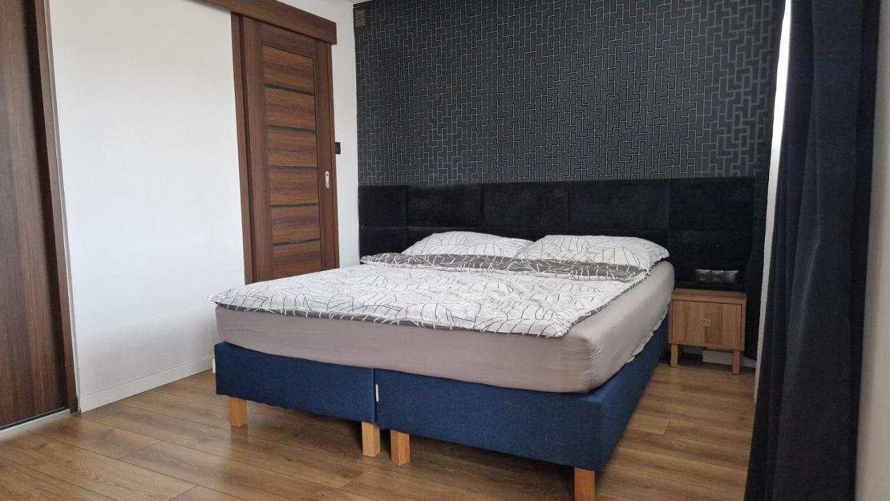 One-Bedroom Apartment with Balcony
