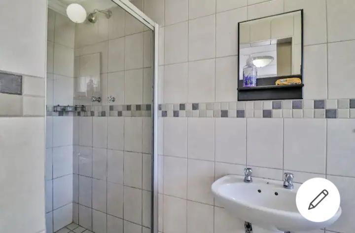 St Lucia Safari Lodge Holiday Home - B&B Saint Lucia