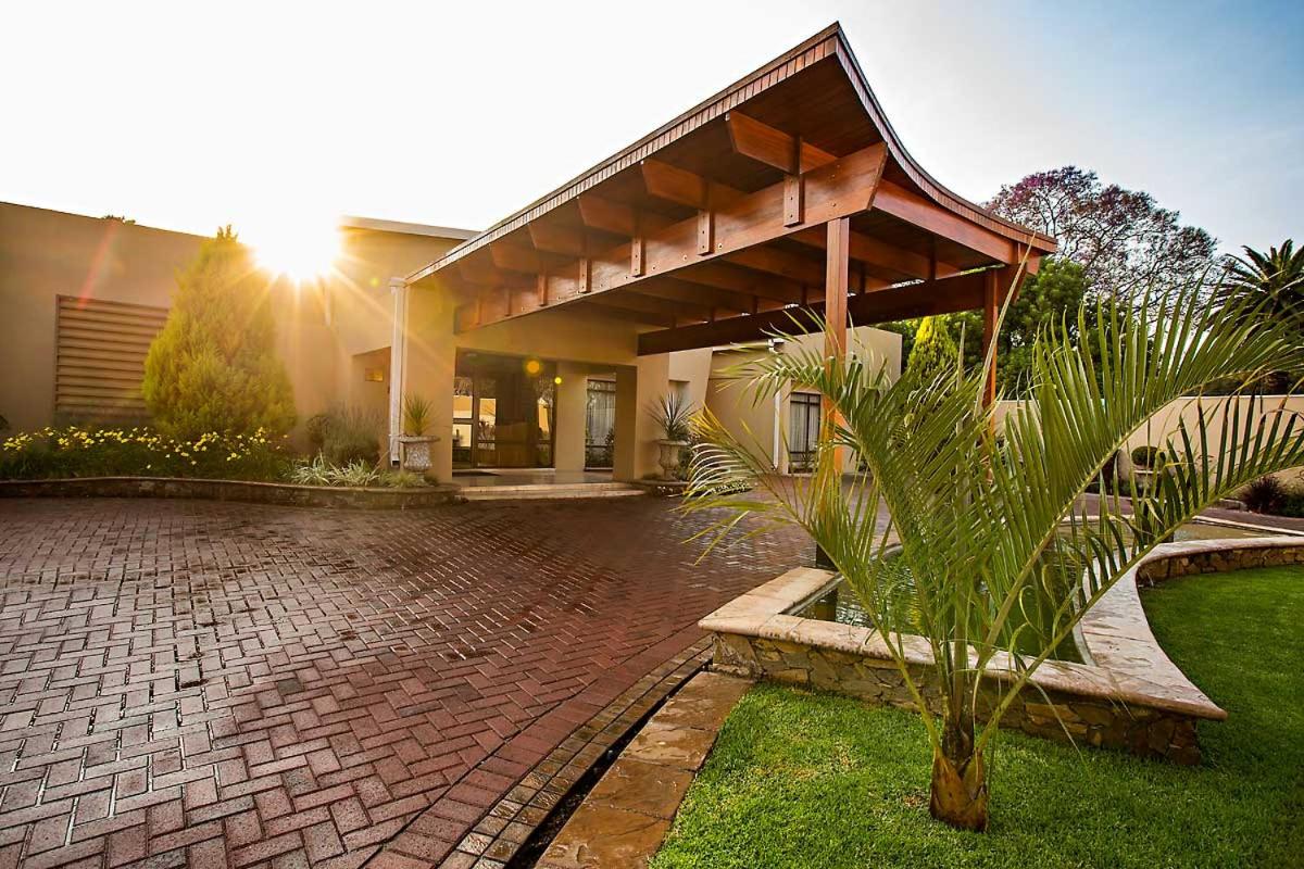 B&B Polokwane - Mavuta Manor - Bed and Breakfast Polokwane