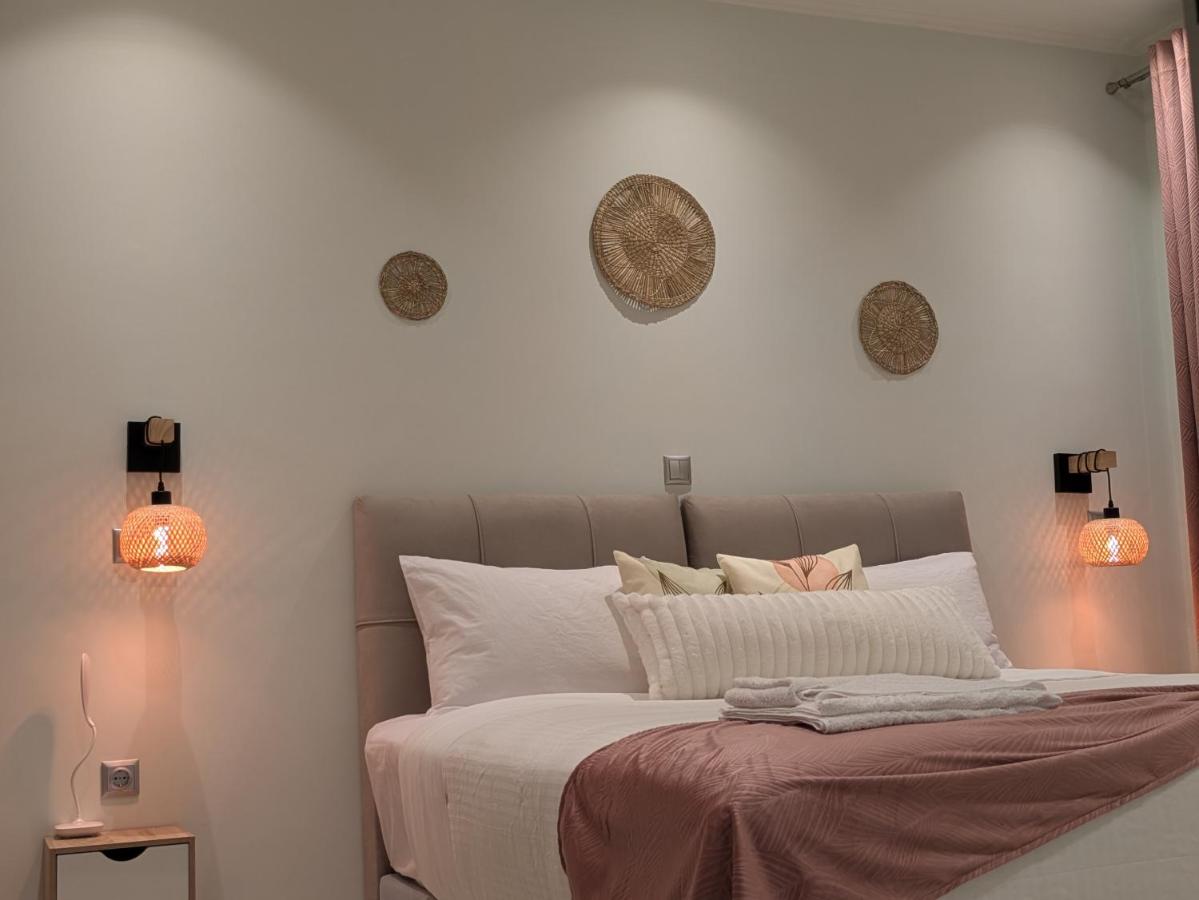 Zoi Elegant Green Apartments - Bed and Breakfast