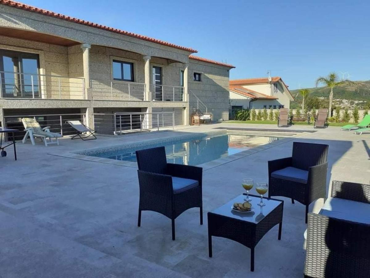 Villa con piscina privada