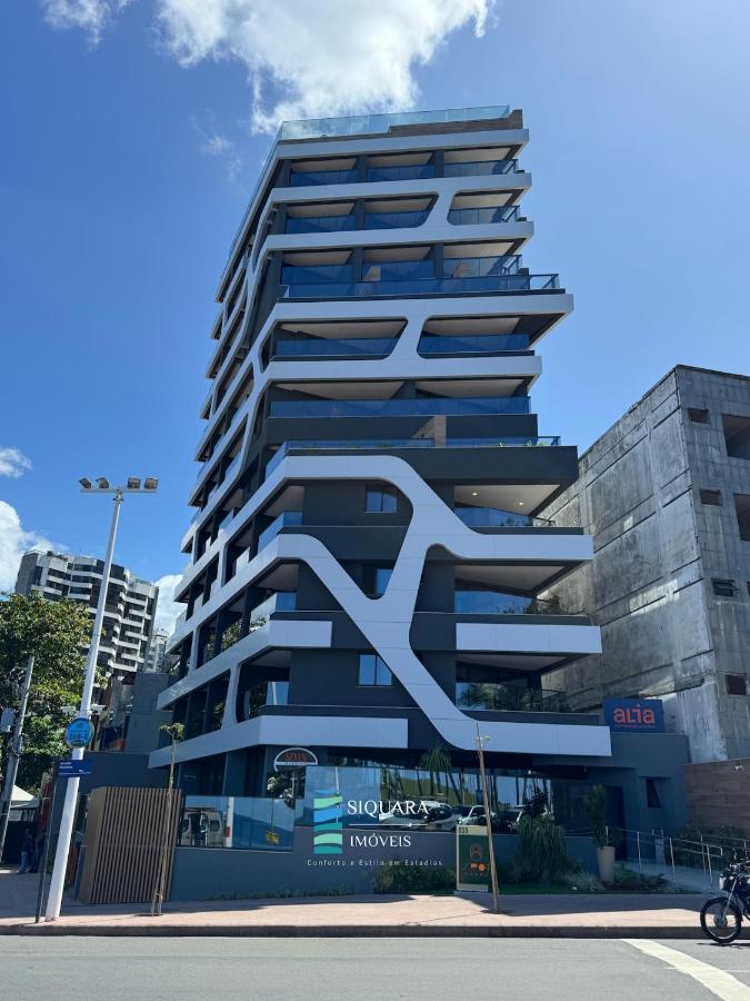 Studio Charme Spot Barra Vista Mar Farol e Piscina - B&B Salvador