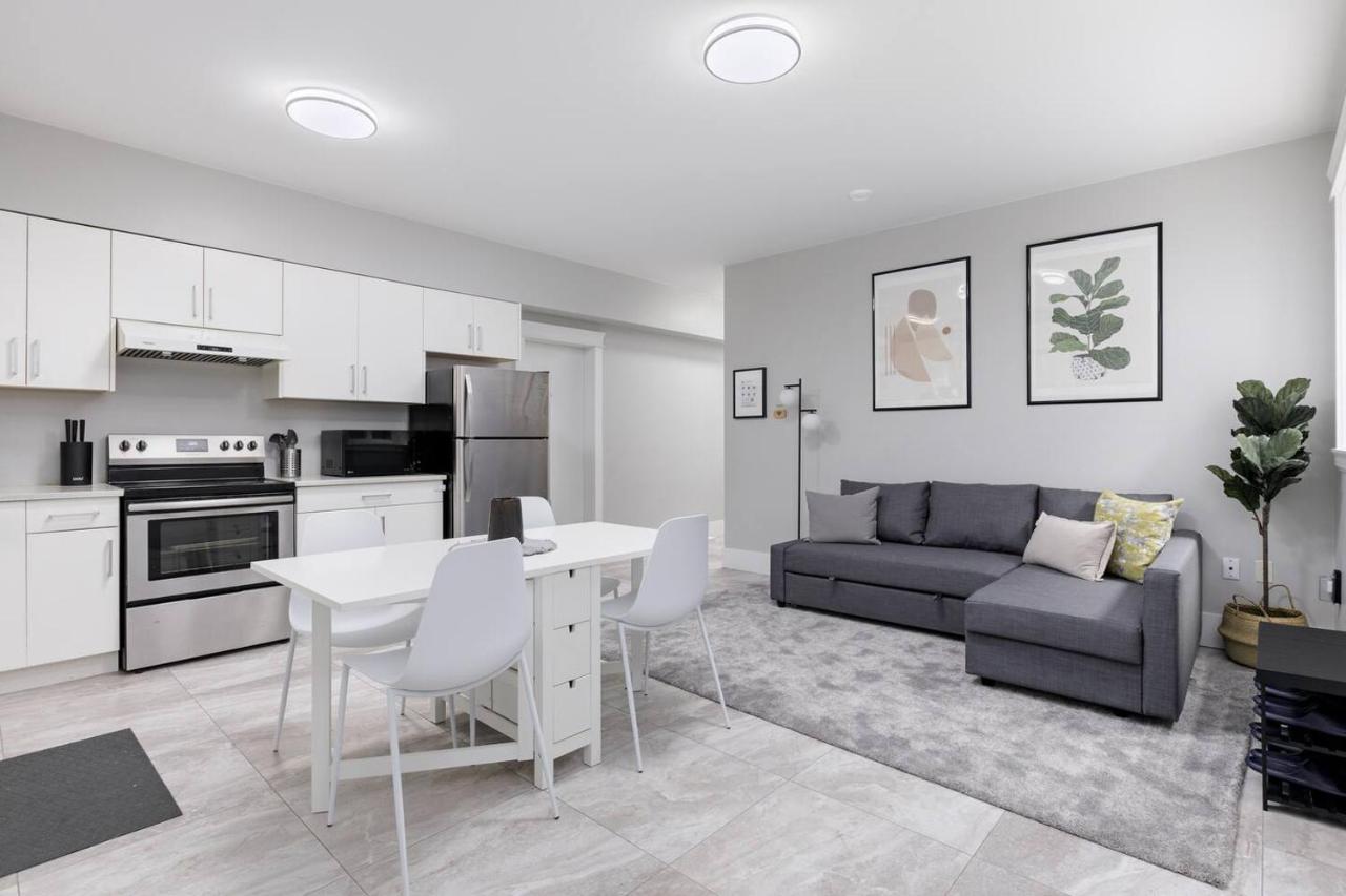 Cosy 2-bed Basement Suite In Quiet Neighbourhood - B&B