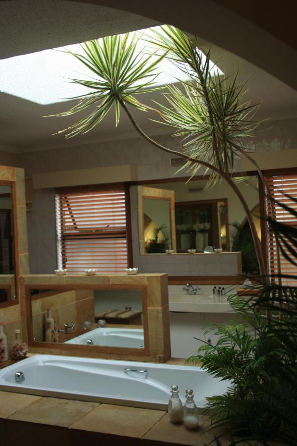 Luxury Suite
