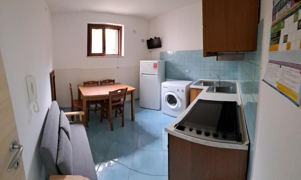 Monolocale centro!! - B&B Palinuro