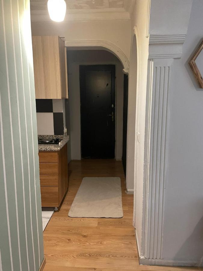 apartment with garden 9 km from the airport - B&B Antalya