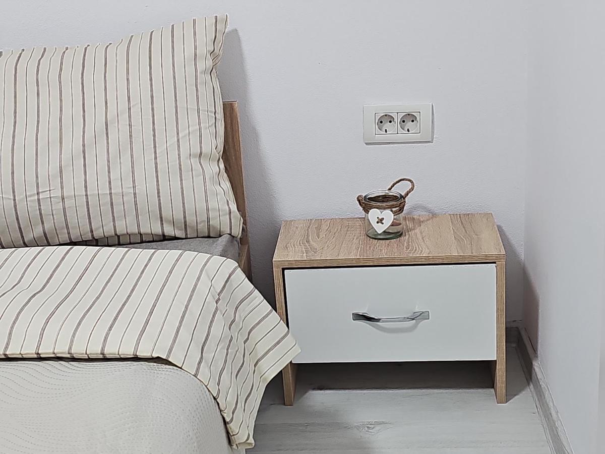 The Vision Apartment - Ferienwohnung Arad